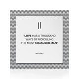 Quadro Decorativo "O amor tem mil..."